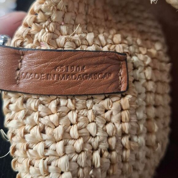 Loewe Large Slit Tote Bag in Brown Raffia - Picture 2 of 12